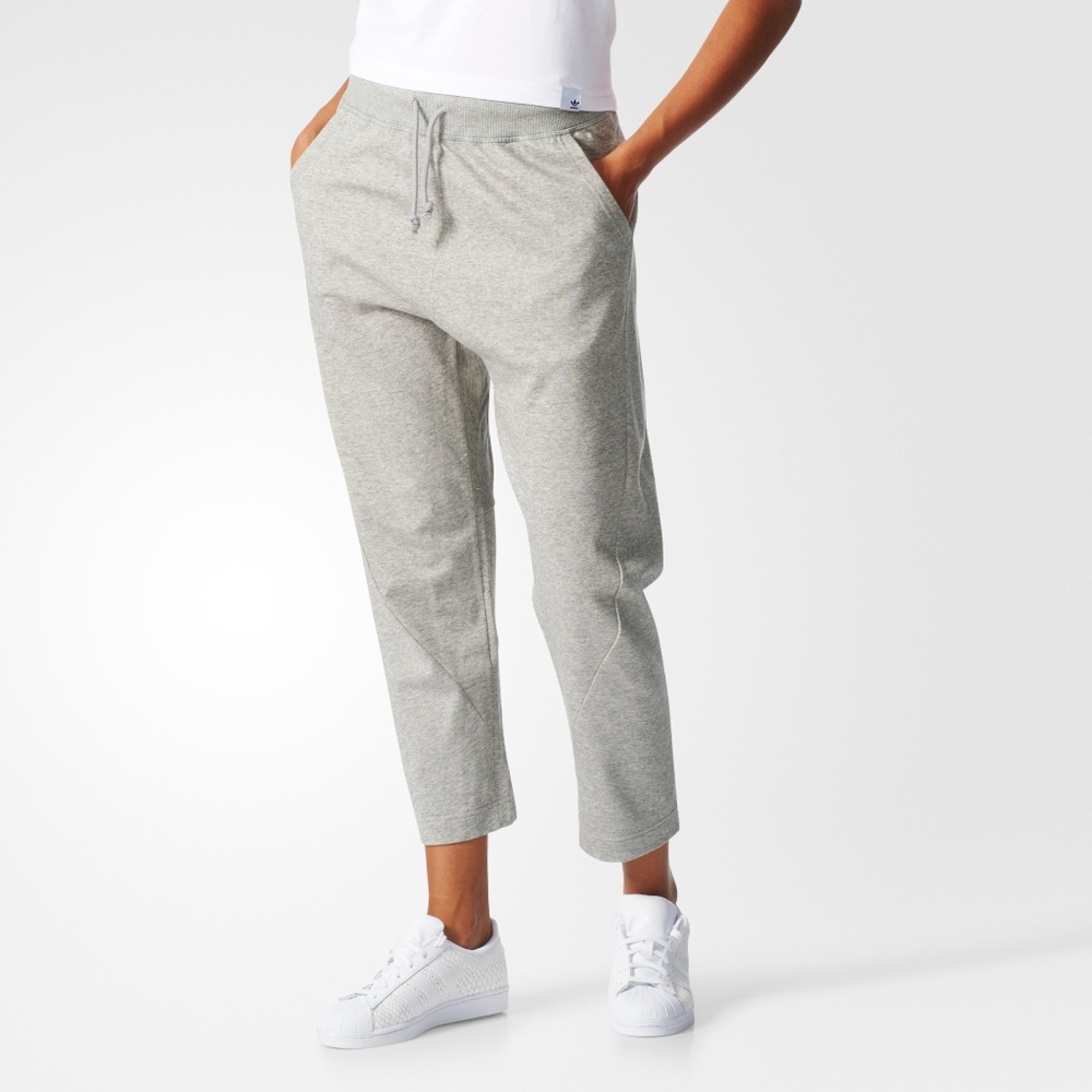 🌬️ gray Adidas Original lounge pants 🌬️